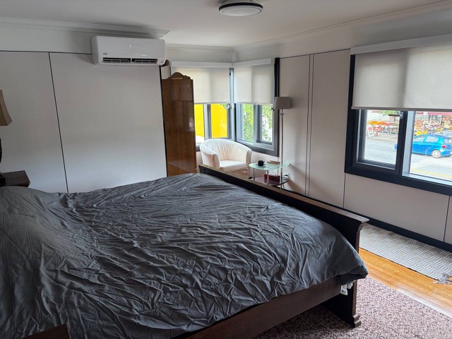 Bed and windows